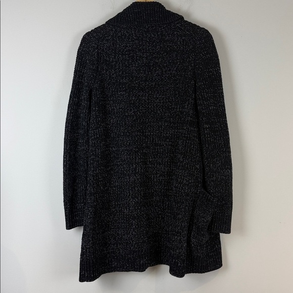 Roots Black with white Cardigan Sweater Size Small - Picture 3 of 6